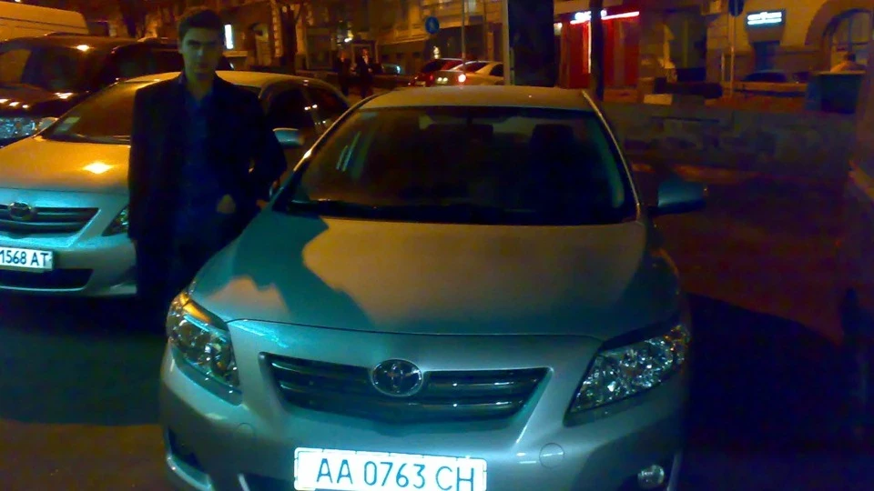 Toyota Corolla сріблястий металік, 1.6 3