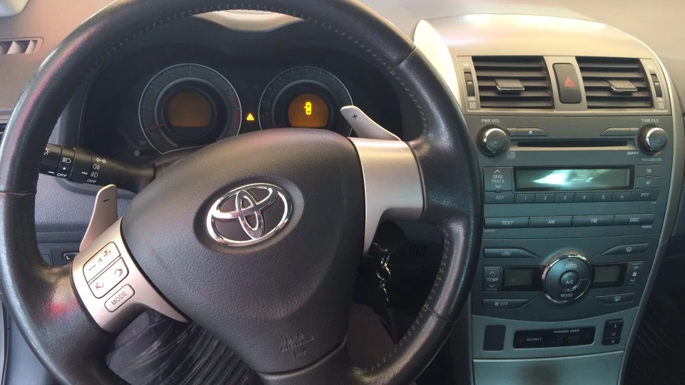 Toyota Corolla Сірий металік, 1,6 3