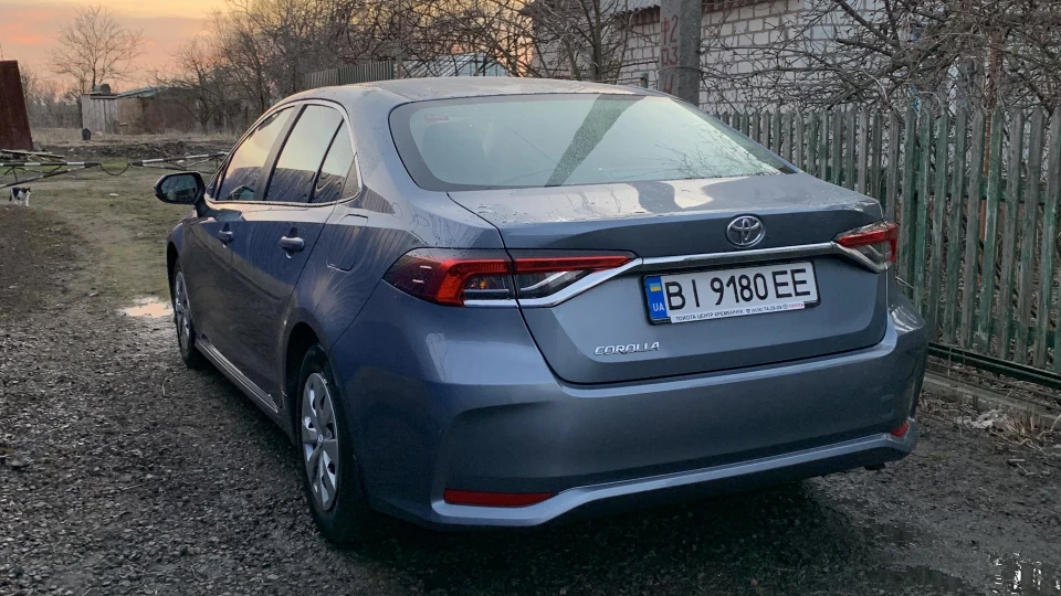 Toyota Corolla SKY 2