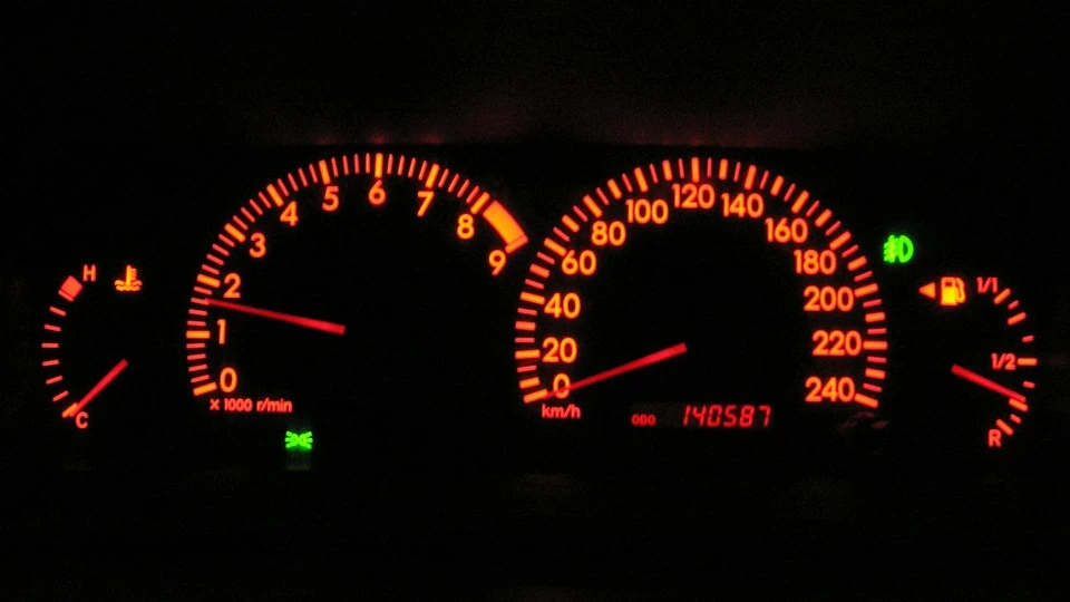 Toyota Corolla T-Sport 5