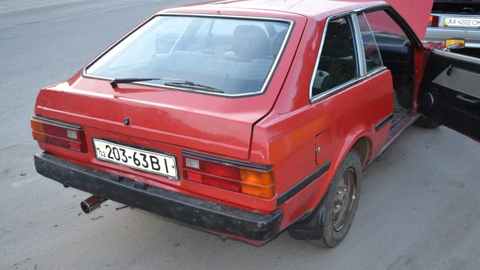 Toyota Corolla TE71 2
