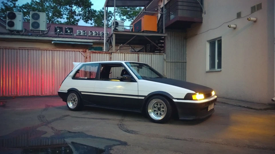 Toyota Corolla True JDM 2