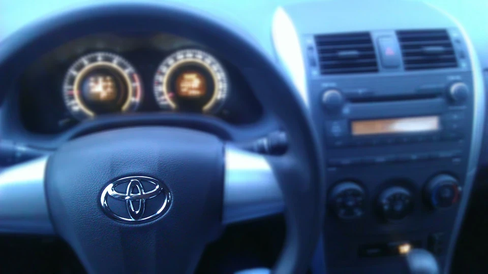 Toyota Corolla White, 1.6 АТ 3