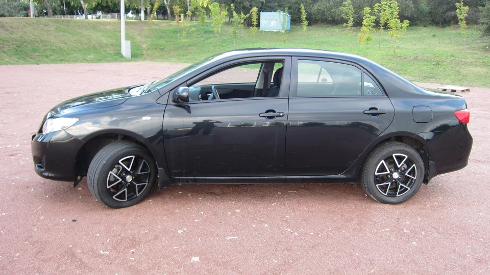 Toyota Corolla ЗЛЮСЯ 2