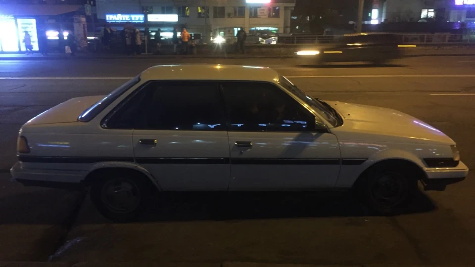 Toyota Corona 1.8 1s ilu біла корона 4