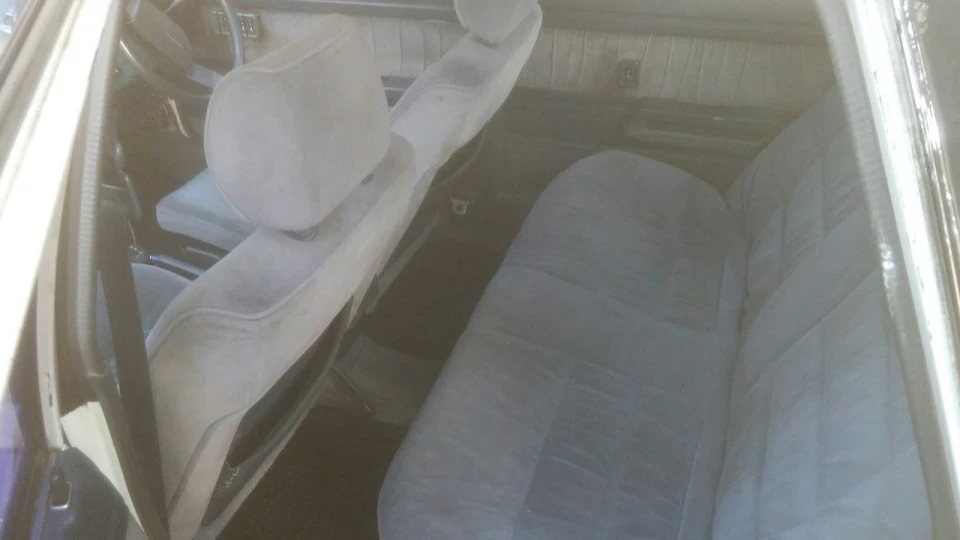 Toyota Corona 1.8 Ex Saloon. Біла. 5