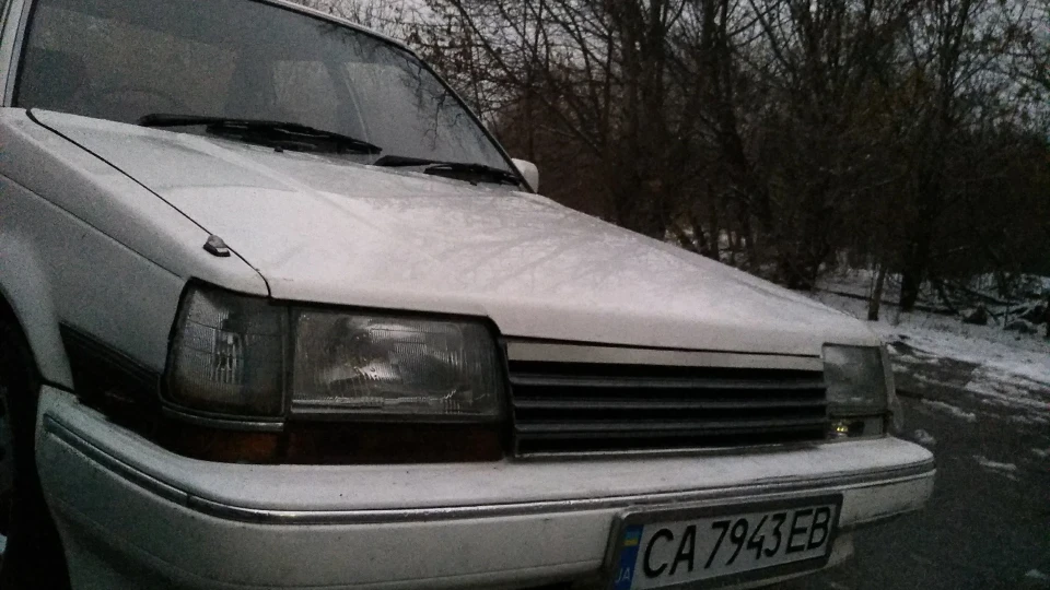 Toyota Corona 1.8 EX-saloon 4