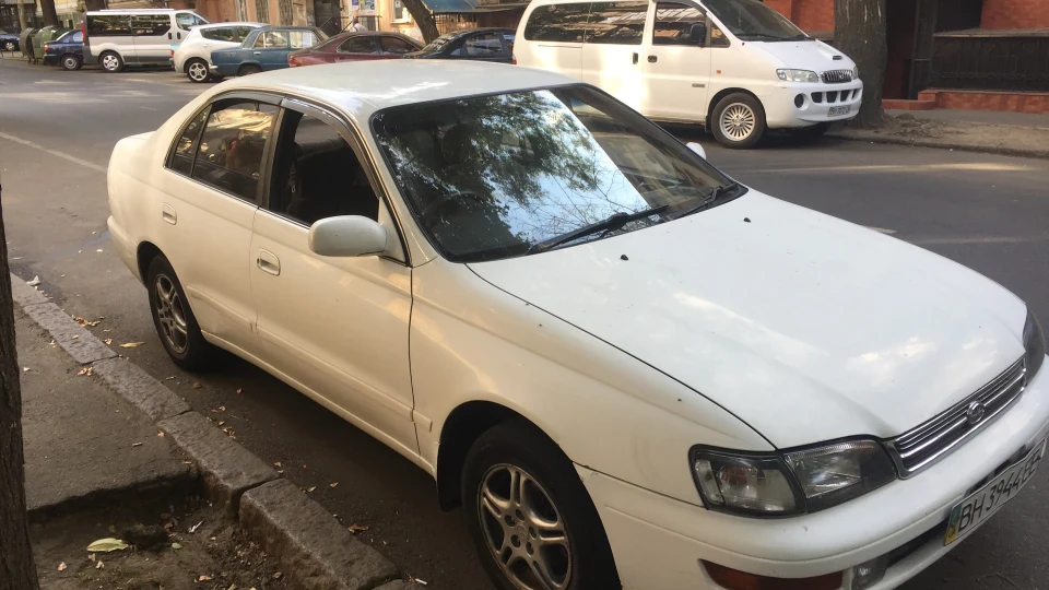 Toyota Corona Шипуча бочка 2