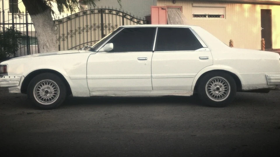 Toyota Cresta 2