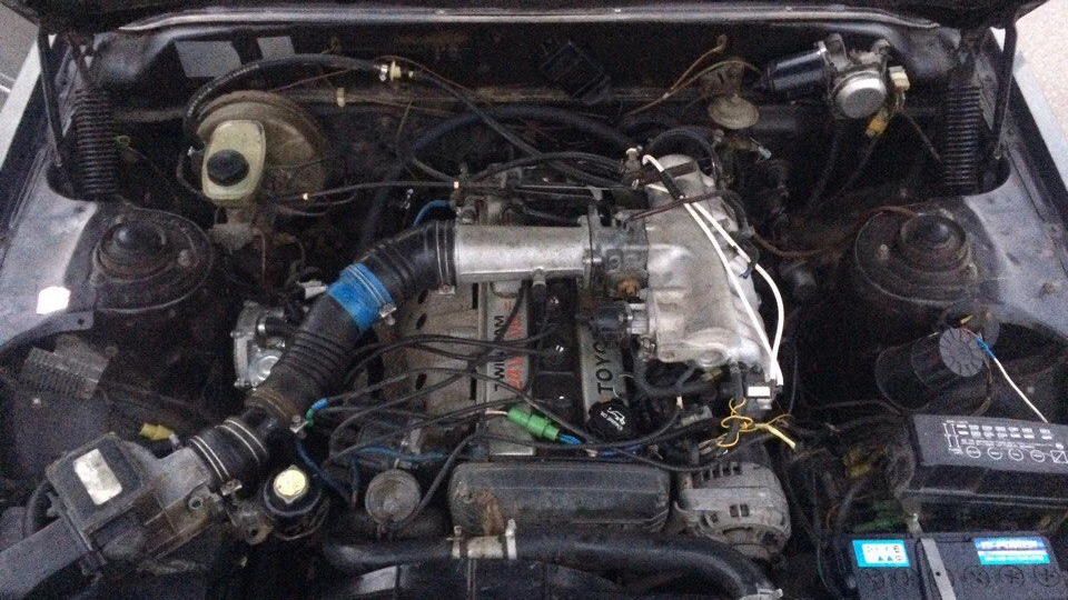 Toyota Cresta 2