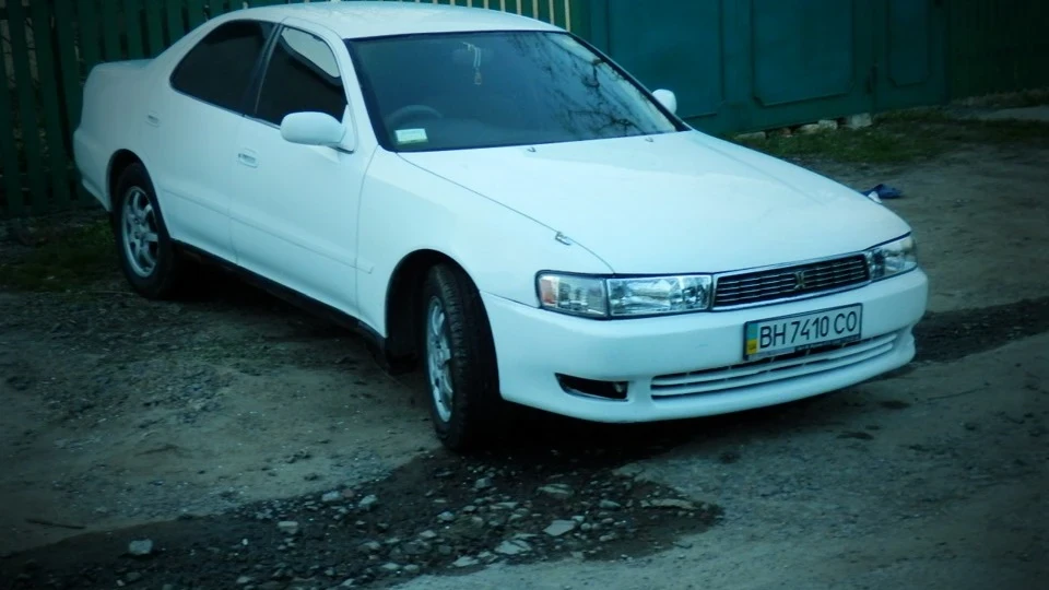Toyota Cresta Білосніжка