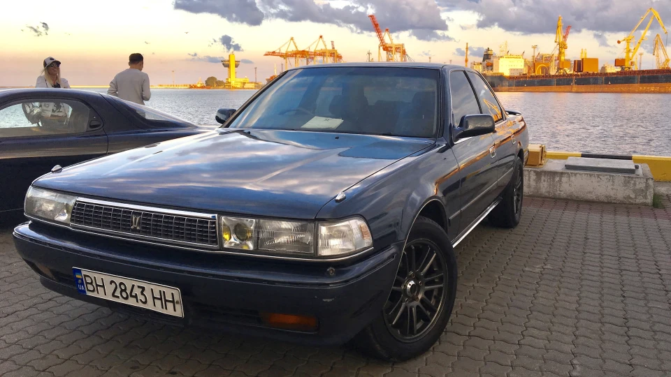 Toyota Cresta GX-81 SuperLucent