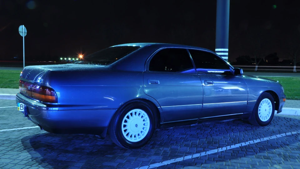 Toyota Crown 5