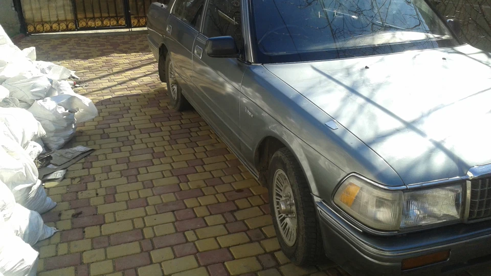 Toyota Crown 2