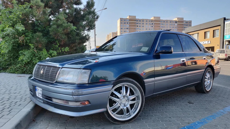 Toyota Crown 1JZ-GE 2