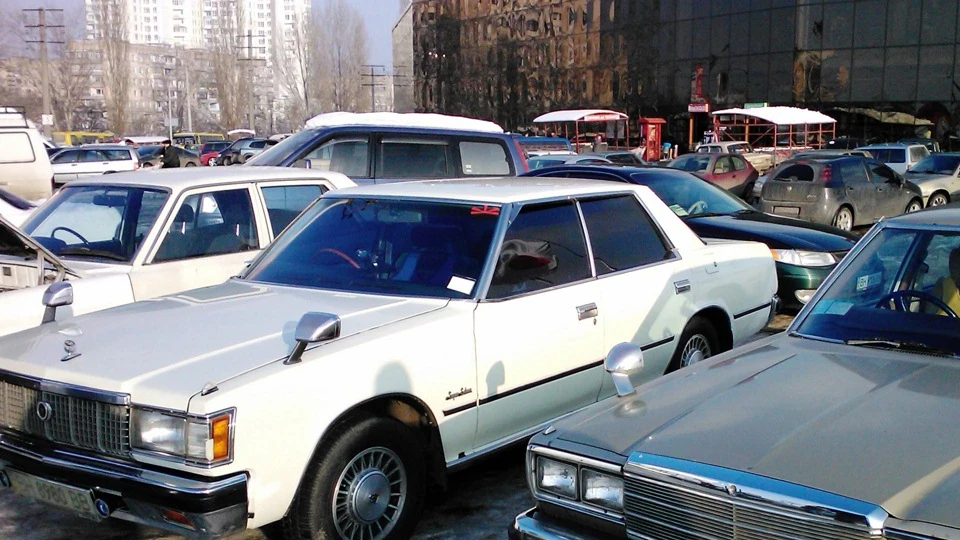 Toyota Crown E-MS-110STHGE 2