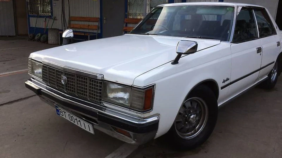 Toyota Crown Японський Cadillac ) 5