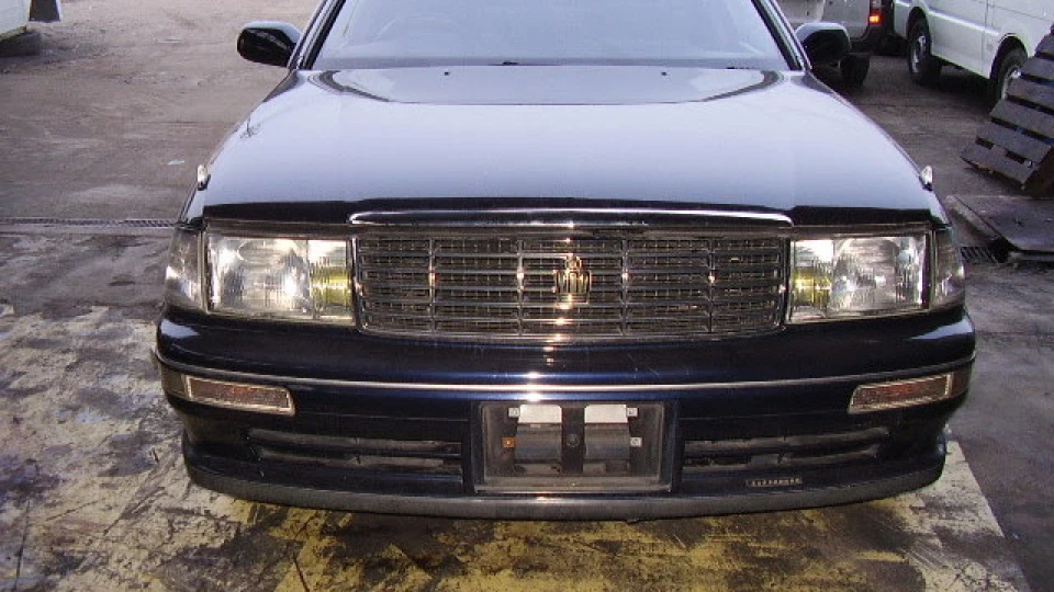 Toyota Crown JZS145 3