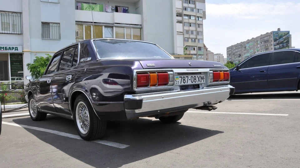 Toyota Crown MS-80 4