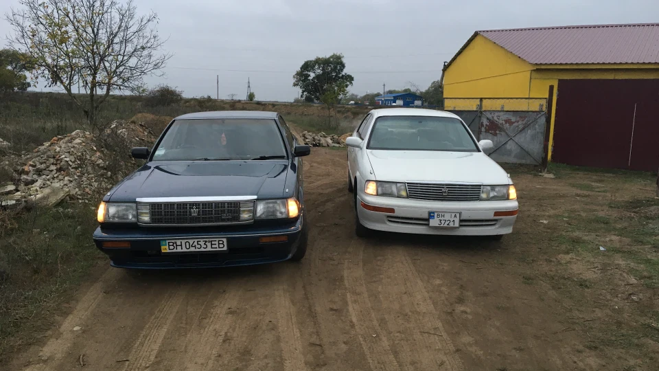 Toyota Crown MS137 2