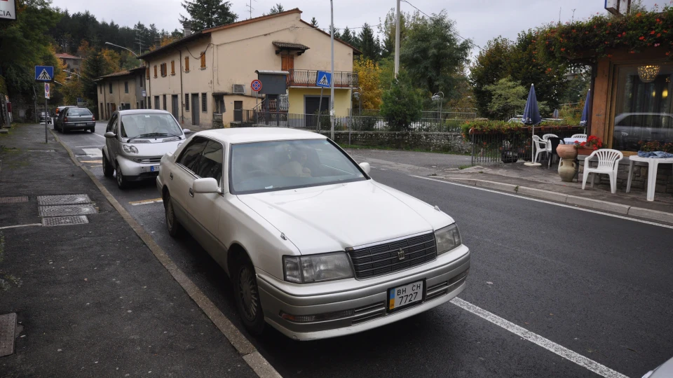 Toyota Crown Royal Saloon 2JZ-GE 3