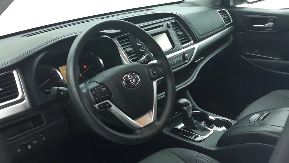 Toyota Highlander 3