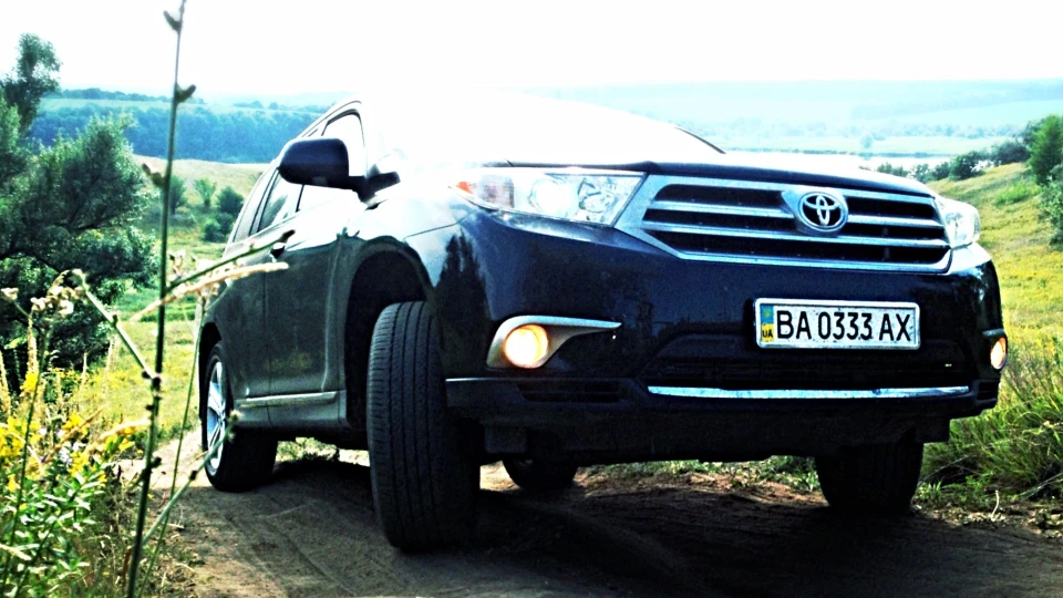 Toyota Highlander 3