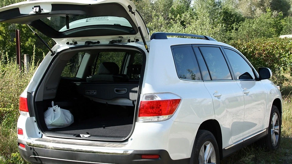 Toyota Highlander 4