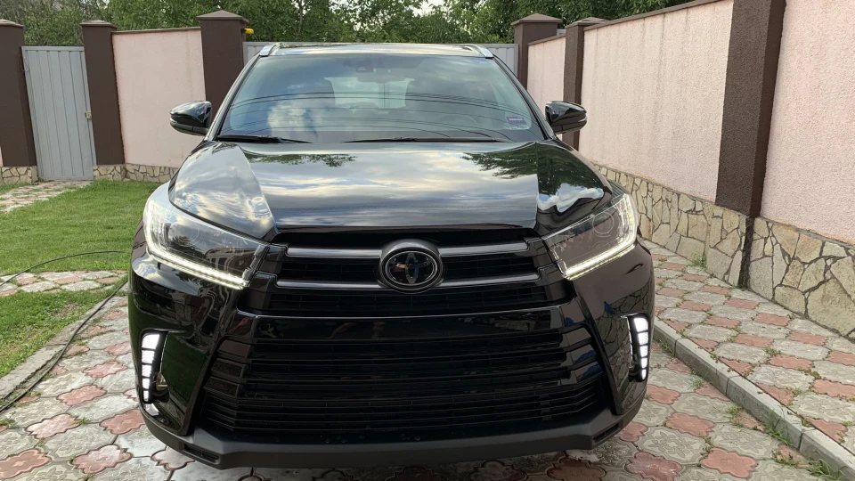 Toyota Highlander 2