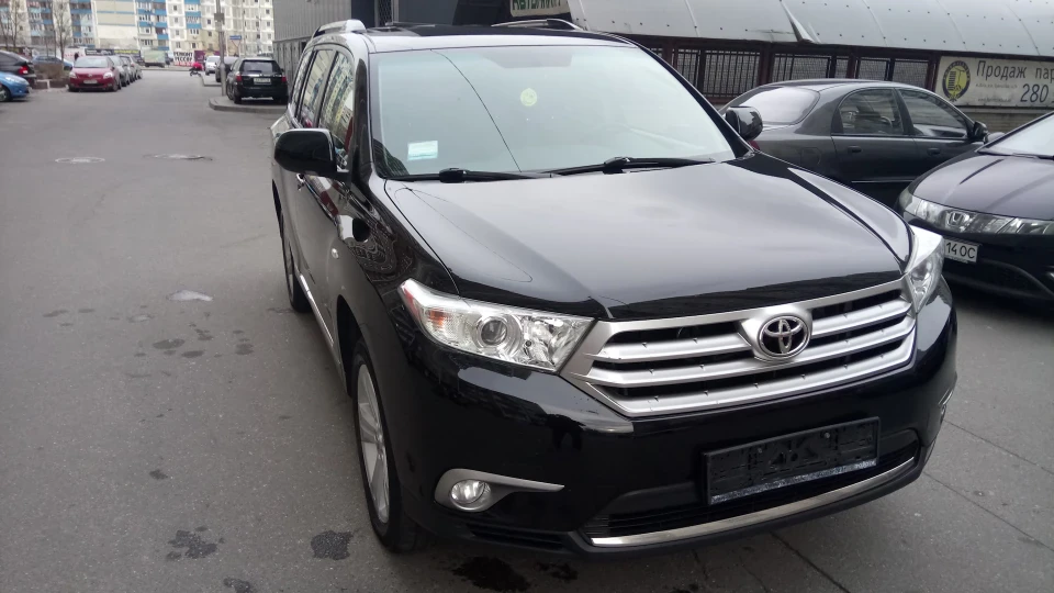 Toyota Highlander ГОРЕЦЬ 4