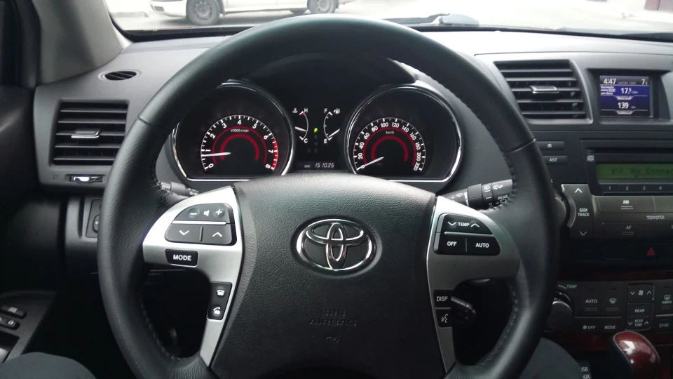 Toyota Highlander ГОРЕЦЬ 5