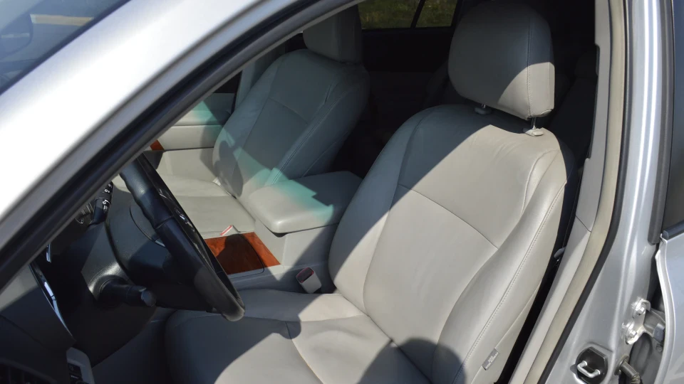 Toyota Highlander ГОРЕЦЬ 3