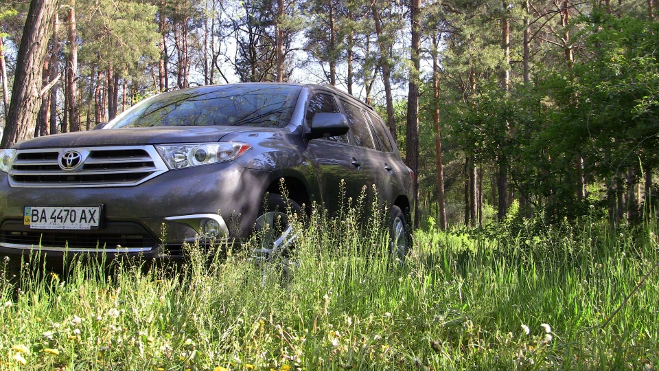 Toyota Highlander т.сірий металік у плівці 5