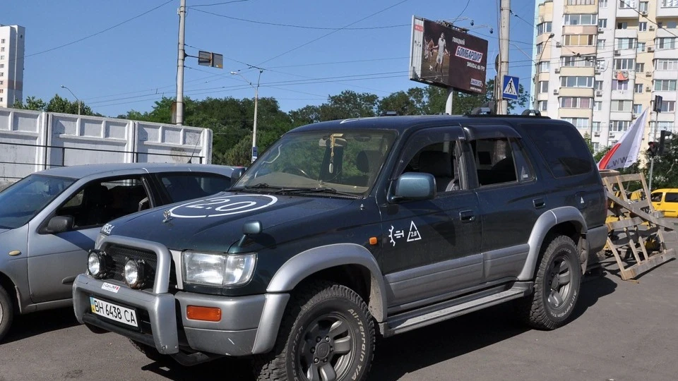 Toyota Hilux Surf 5