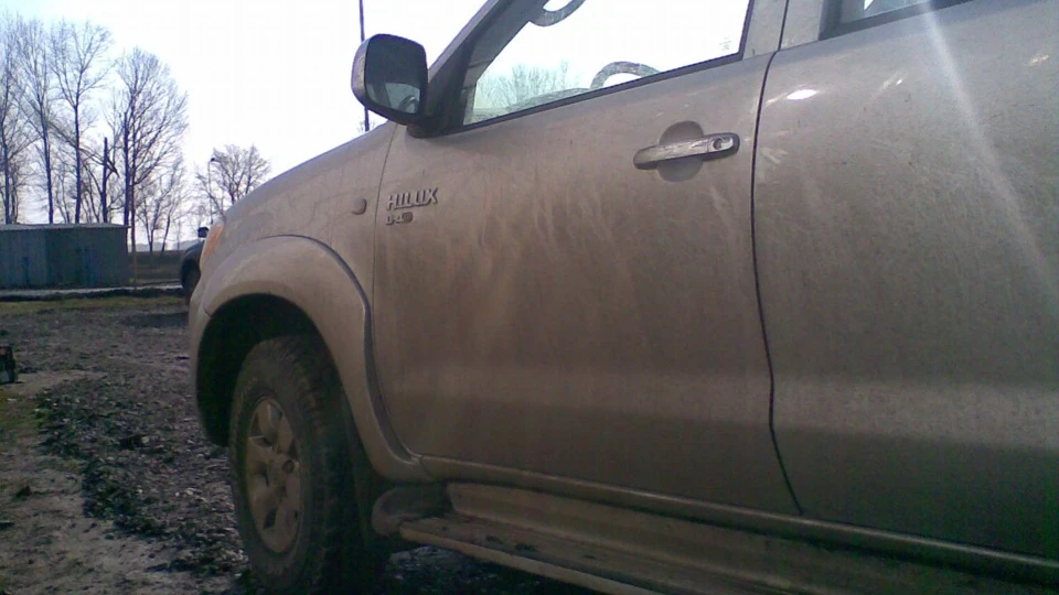 Toyota Hilux 4