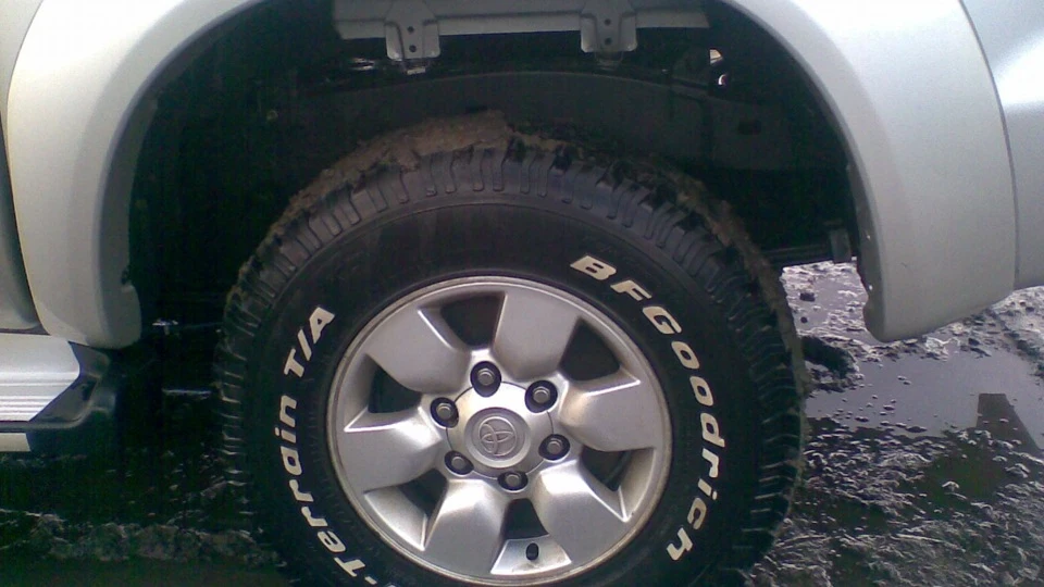 Toyota Hilux 5