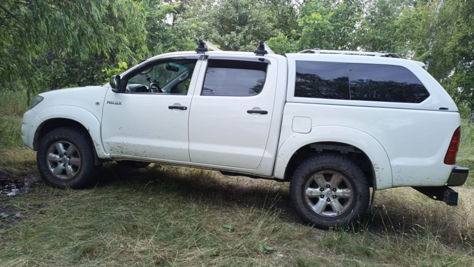 Toyota Hilux Білий Слон 3,0 TD АКПП 2