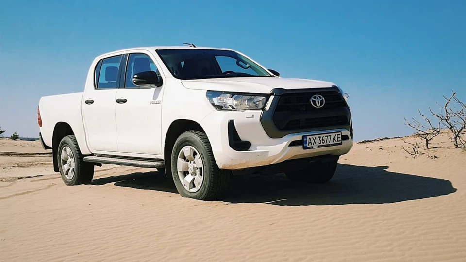 Toyota Hilux ДИКАРІ