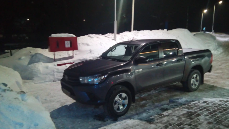 Toyota Hilux робочий 4