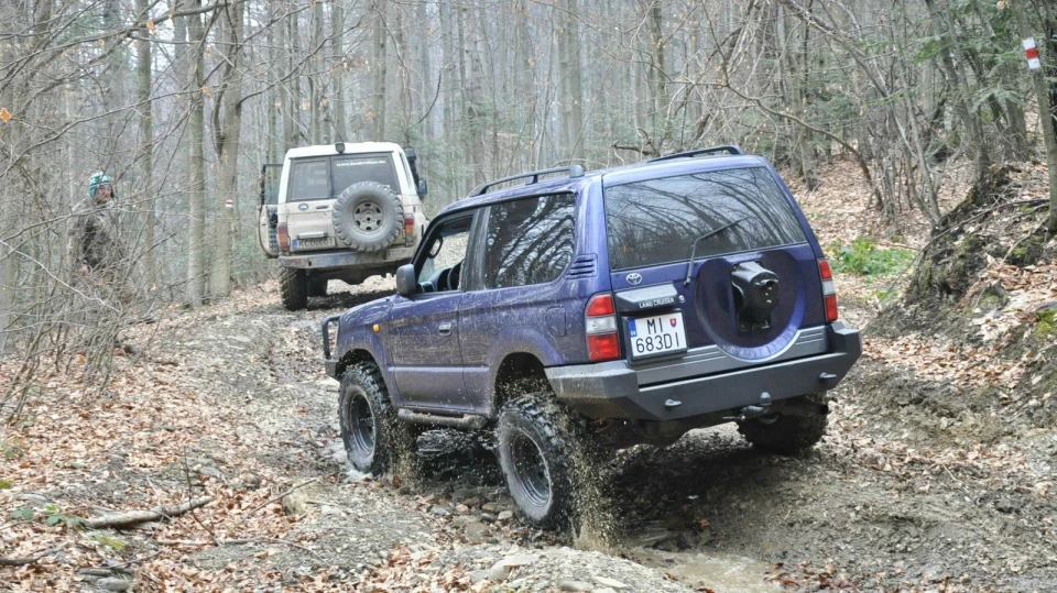Toyota Land Cruiser Prado 2