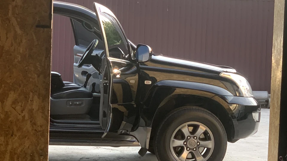 Toyota Land Cruiser Prado 2