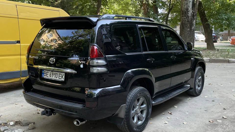 Toyota Land Cruiser Prado 4