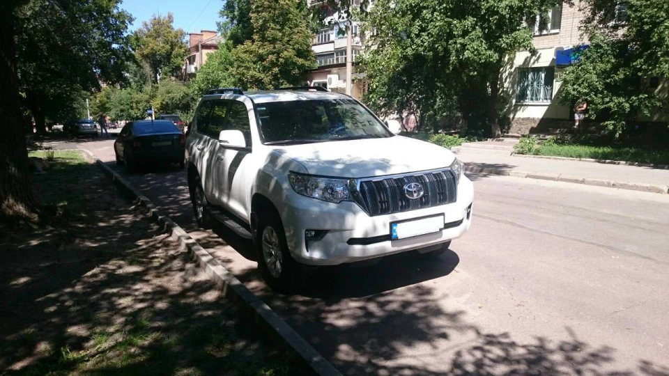 Toyota Land Cruiser Prado 4