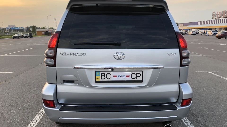 Toyota Land Cruiser Prado 2
