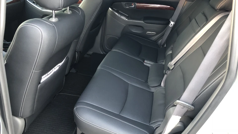 Toyota Land Cruiser Prado 5