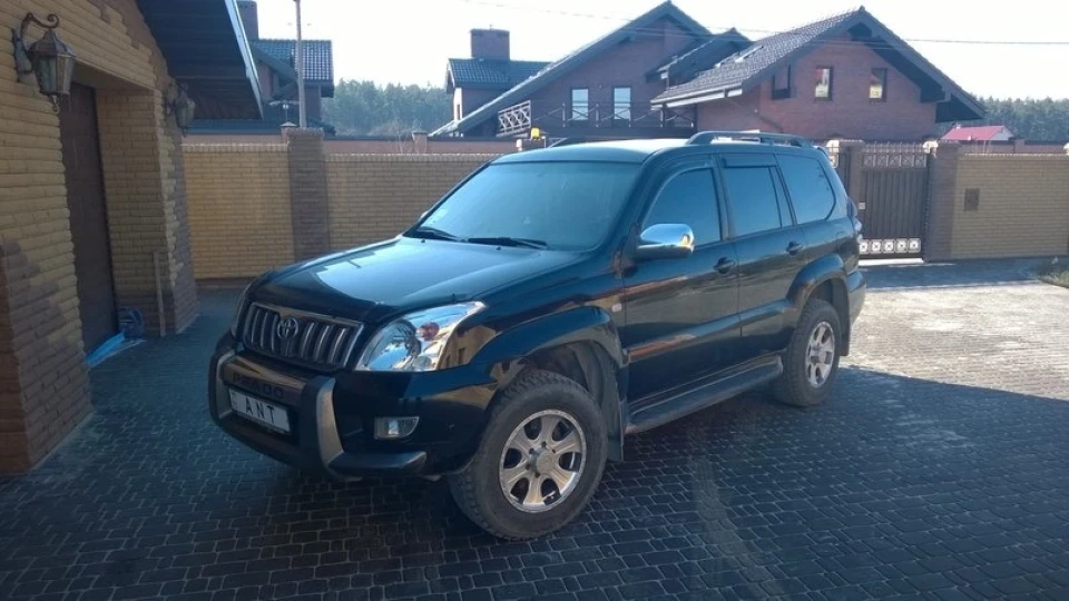 Toyota Land Cruiser Prado 2