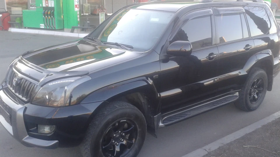 Toyota Land Cruiser Prado 2