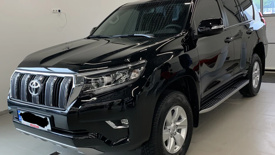 Toyota Land Cruiser Prado 2