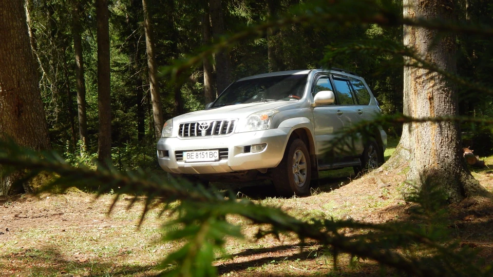 Toyota Land Cruiser Prado 2