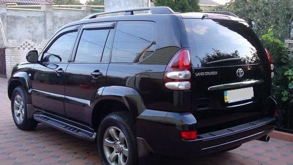 Toyota Land Cruiser Prado 4